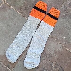 Mens thick long‎ gray socks hunter orange tops nwot